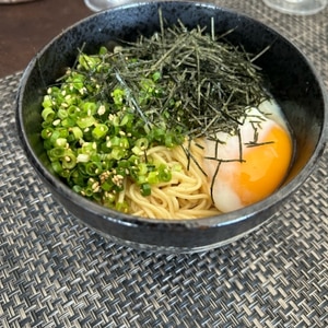 インスタントラーメンでお手軽　油そば